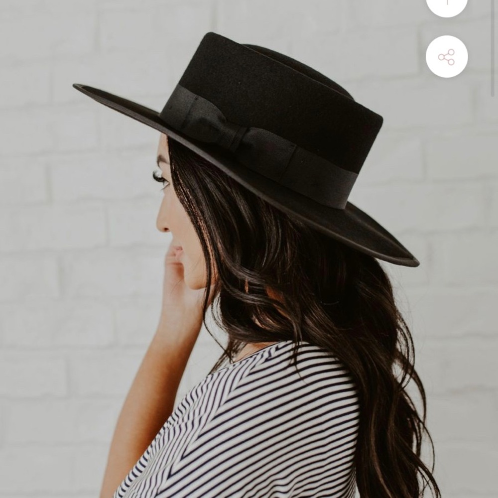 Black Stiff Wide-brimmed Hat
